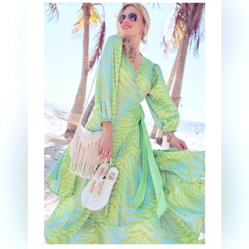 Delicatelove VOU NEW TIGER Maxi Dress